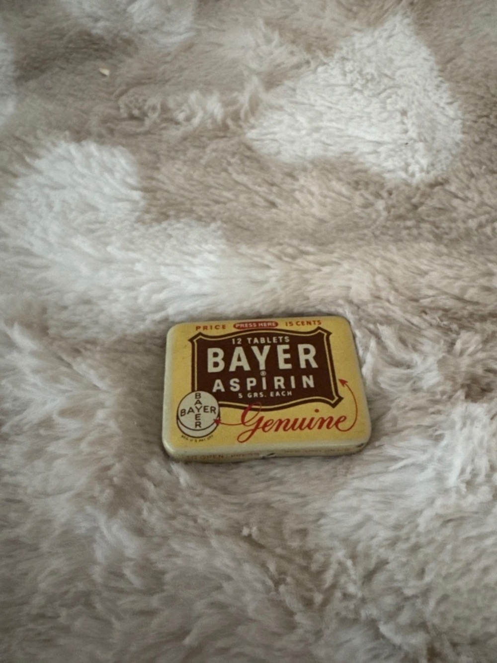 Vintage Bayer Aspirin Tin Medicine Container